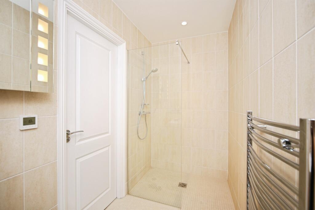 Additional image 23 of Larch Court, Great Alne, Alcester