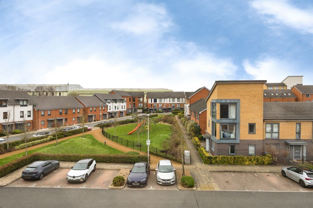 Additional image 14 of 2 bed flat for saleBedwyn Mews, Reading RG2