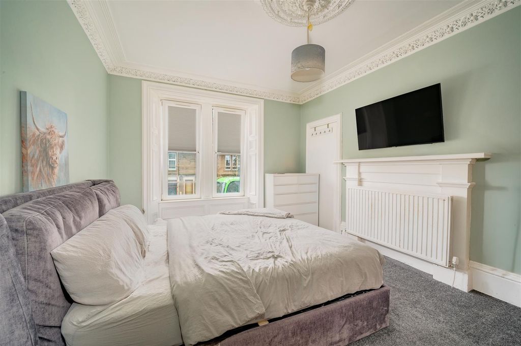 Additional image 8 of 3 bed flat for saleStrathmartine Road, Dundee DD3