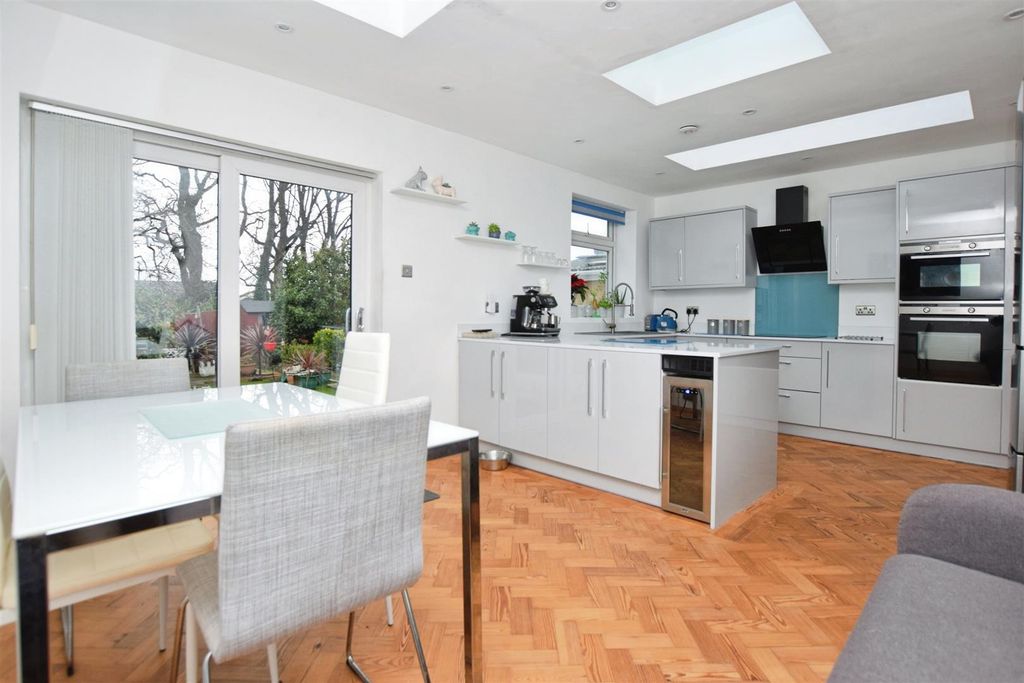 Additional image 9 of 2 bed detached bungalow for saleSunningdale, Abergele LL22