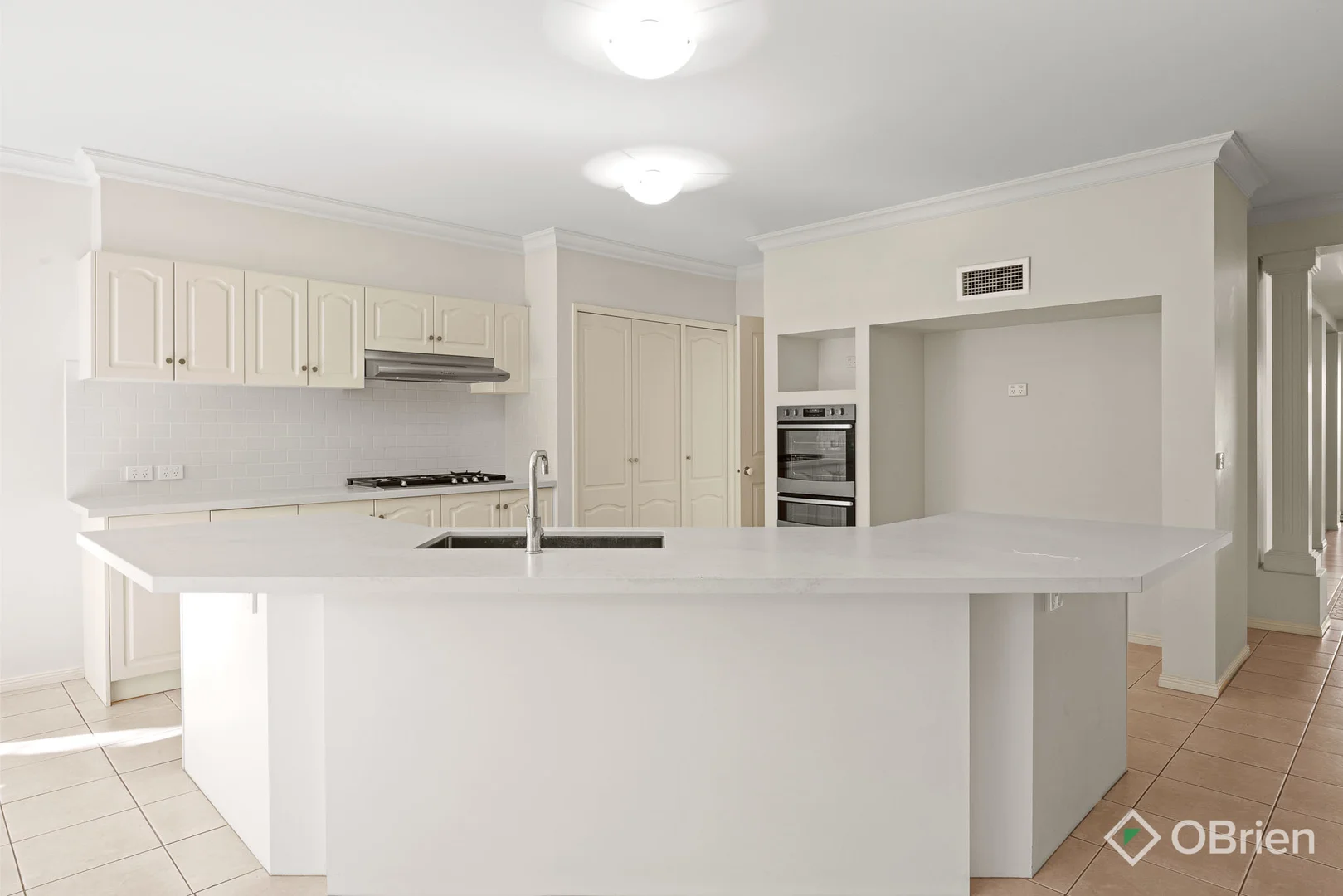 Additional image 3 of 2 Torwood Close, Narre Warren VIC 3805