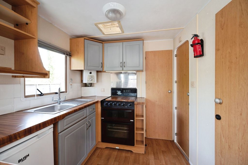 Additional image 15 of Land for saleBosmere Road, Hayling Island, Hampshire PO11