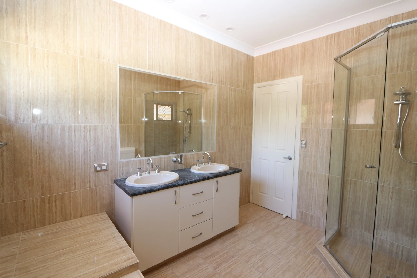 Additional image 15 of 12 College Avenue, Southport QLD 4215