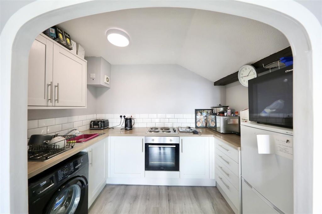 Additional image 3 of 1 bed flat for saleKingston Street, Hull HU1