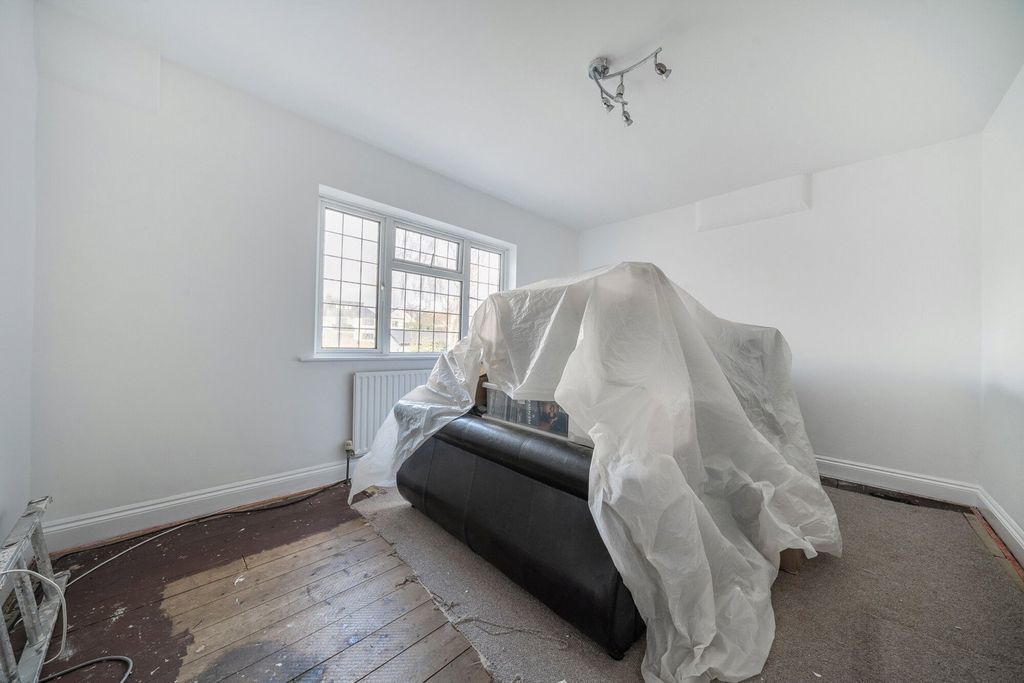 Additional image 13 of 3 bed detached house for saleBlendon Drive, Bexley DA5