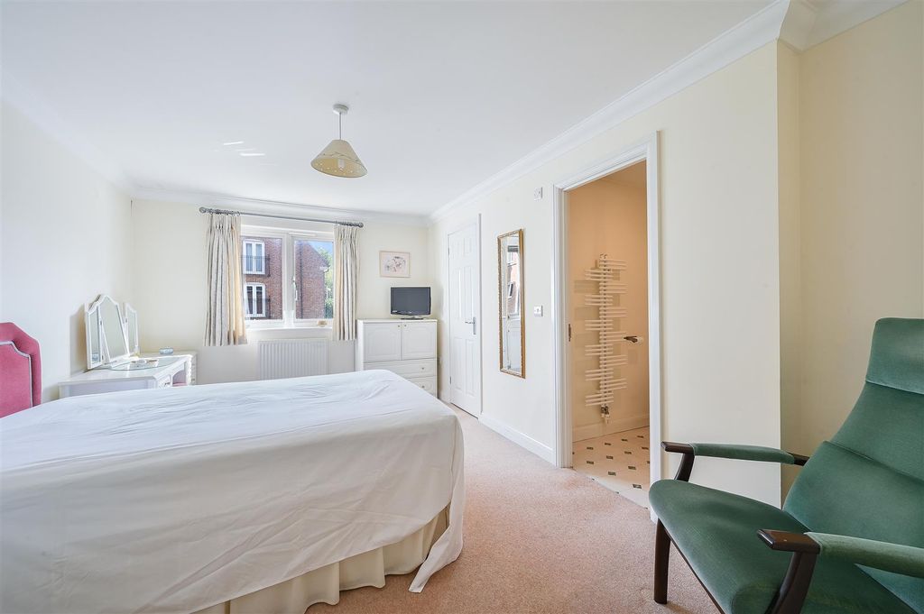 Additional image 12 of 2 bed flat for saleWingfield Court, Banstead SM7