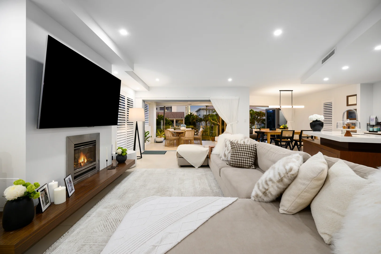 Additional image 3 of 1/5 Whiting Street, Labrador QLD 4215