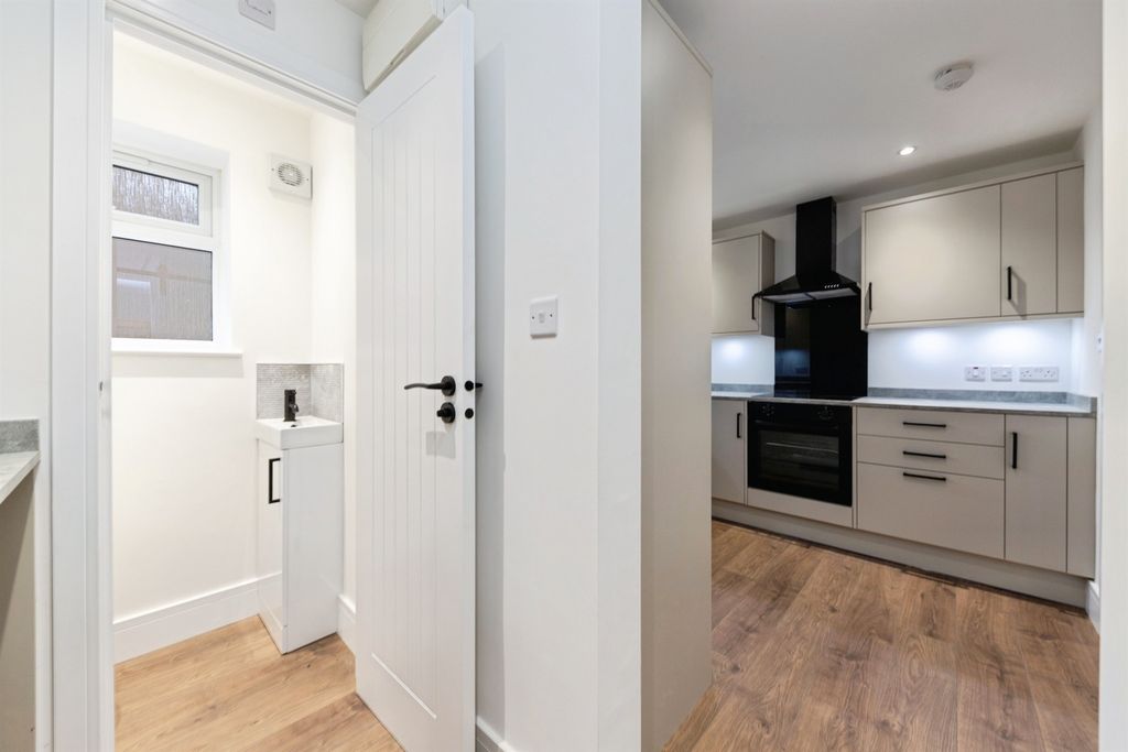Additional image 5 of 3 bed semi-detached house for saleChiltern Road, Baldock SG7
