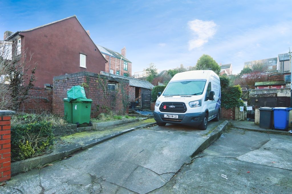 Additional image 7 of 3 bed end terrace house for saleQuarry Bank Road, Chesterfield S41