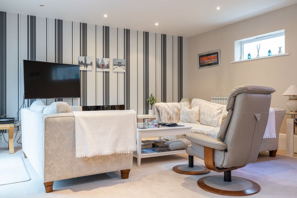 Additional image 19 of 2 bed terraced house for saleDicq Road, St. Saviour, Jersey JE2