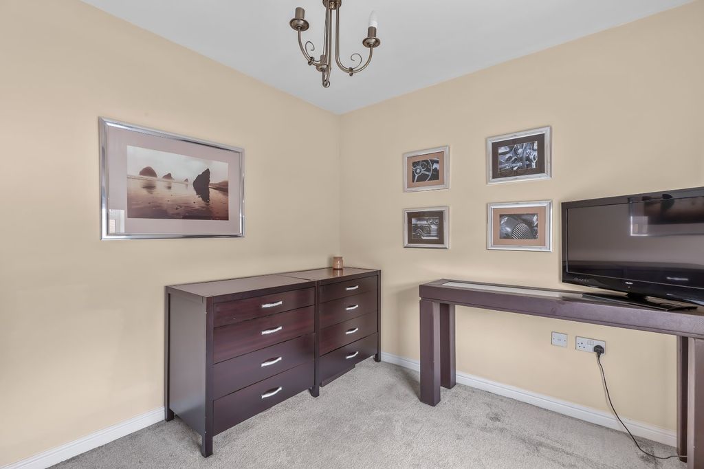 Additional image 30 of 6 bed detached house for saleAgincourt Drive, Bingley, West Yorkshire BD16