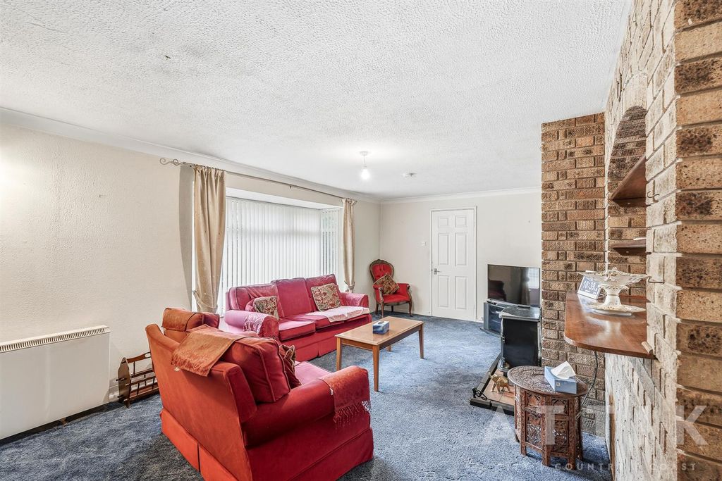 Additional image 11 of 5 bed detached bungalow for saleNorwich Road, Halesworth IP19
