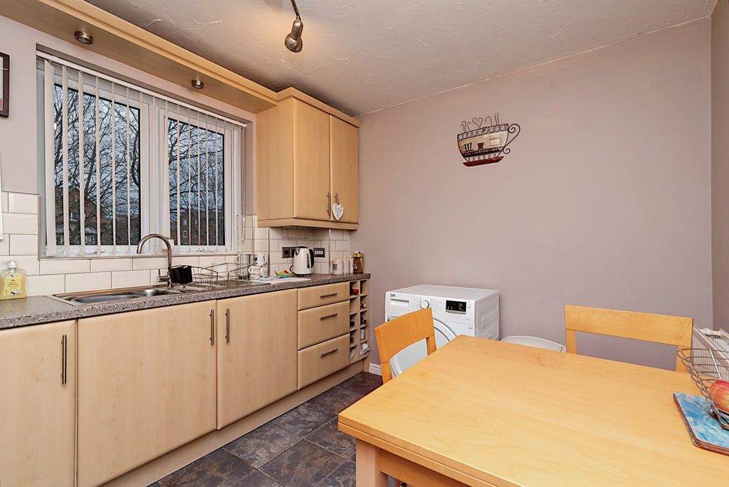 Additional image 6 of 2 bed flat for saleHalliard Court, Barquentine Place, Cardiff CF10