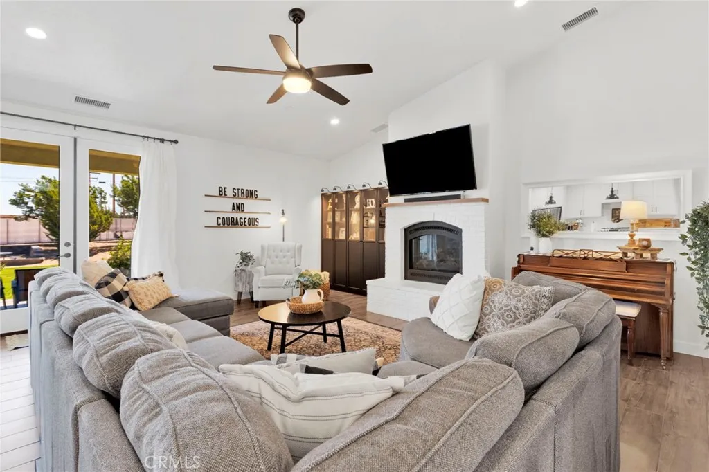 Additional image 85 of 8421 Macron St, Oak Hills, CA 92344