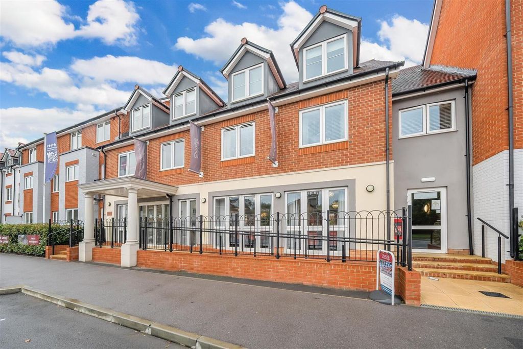 2 bed flat for saleOck Street, Abingdon, Oxfordshire OX14
