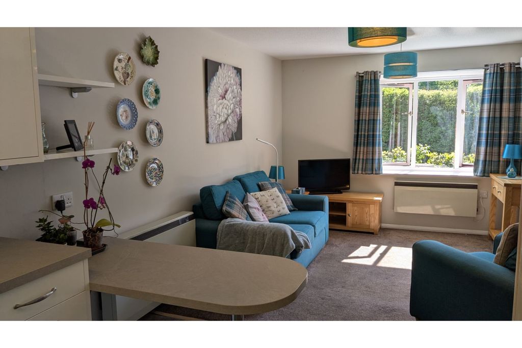 Additional image 5 of 1 bed flat for saleHigh Street, Abbots Langley WD5