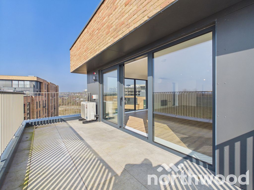 Additional image 9 of 3 bed flat for saleVictoria Road, Town Centre, Ashford TN23