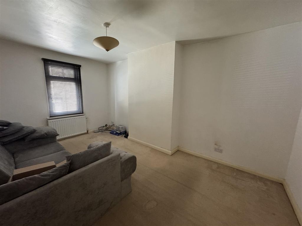 Additional image 5 of 1 bed flat for saleCommercial Street, Crook DL15