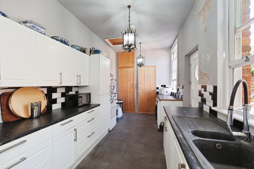 Additional image 6 of 4 bed detached house for saleBondgate, Castle Donington, Derby DE74