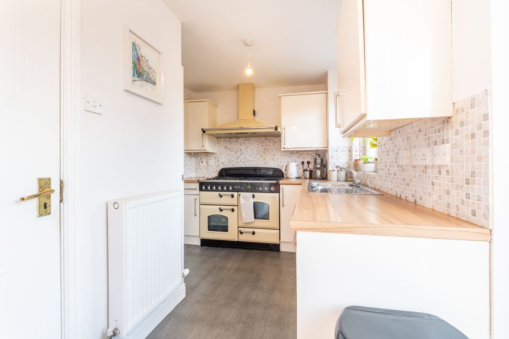 Additional image 8 of 3 bed semi-detached house for sale39 Malbet Wynd, Liberton, Edinburgh EH16