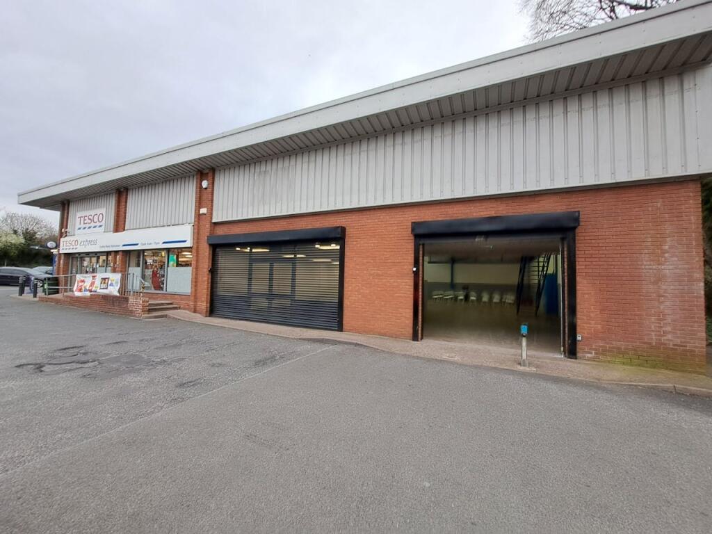 Unit B Dudley Road, Halesowen, B63 3NJ