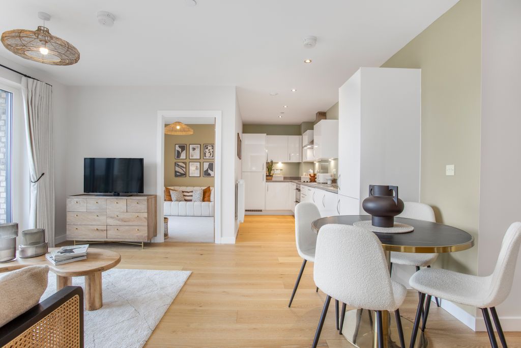 Additional image 7 of 3 bed flat for saleAbbey Road, Barking IG11