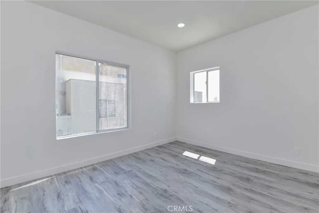Additional image 64 of 2915 Montrose Avenue Unit 525, Glendale, CA 91214