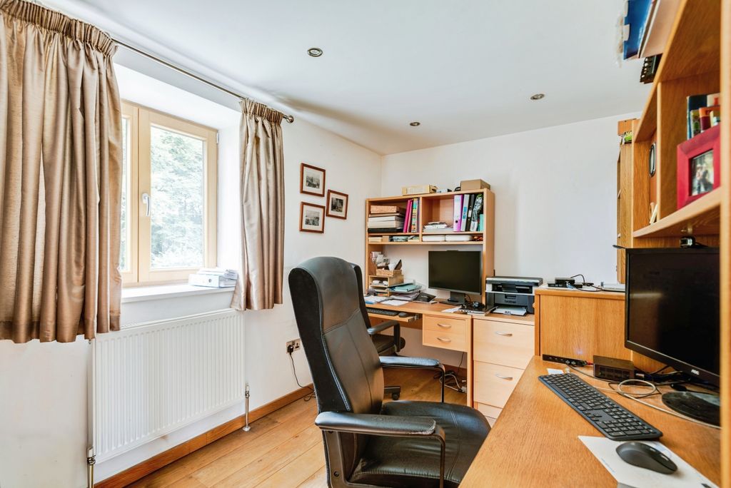 Additional image 25 of 6 bed barn conversion for saleFarleigh Lane, Dummer, Basingstoke RG25
