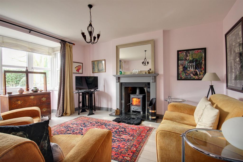 Additional image 2 of 4 bed detached house for saleQueensgate, Beverley HU17