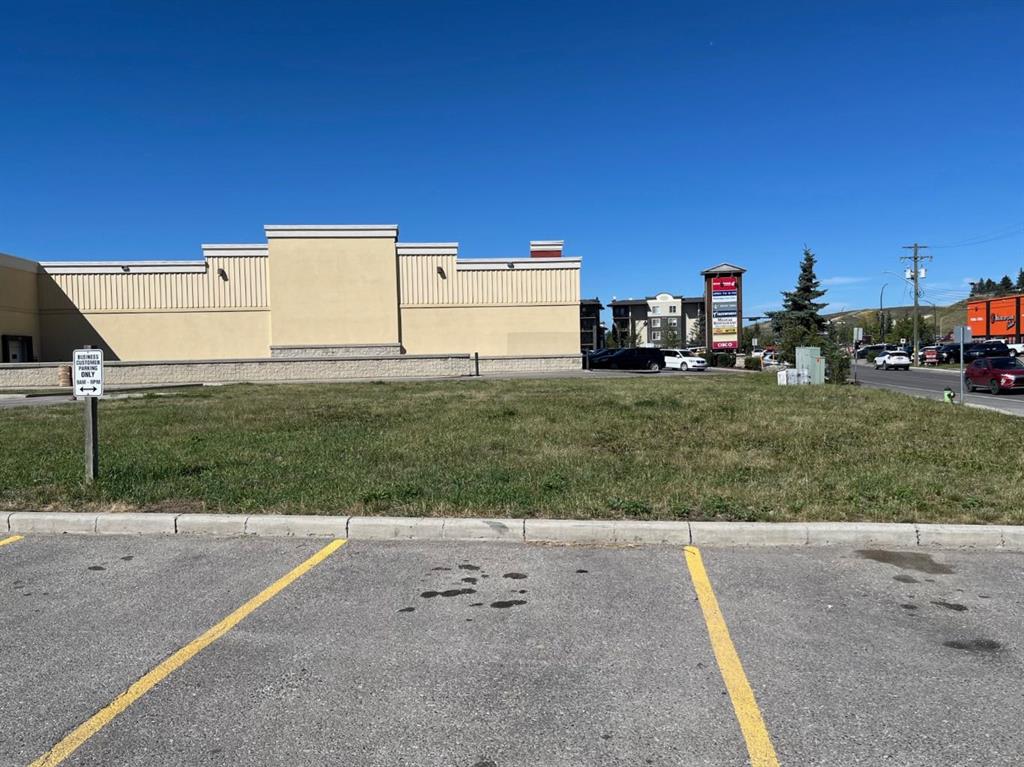 505 Railway Street W, Cochrane, AB, T4C 2K9