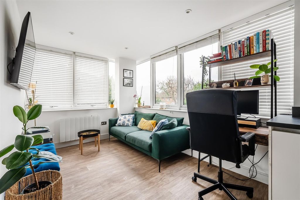 Additional image 6 of 1 bed flat for saleThe Street, Ashtead KT21