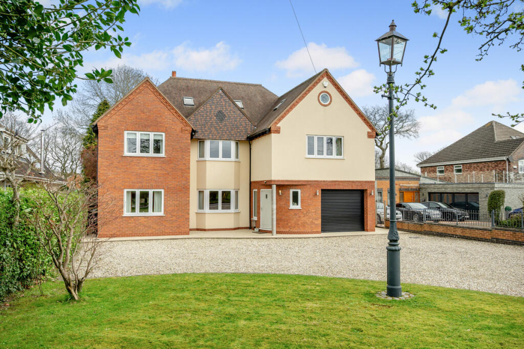 Norton Lane, Earlswood Solihull, B94 5LT