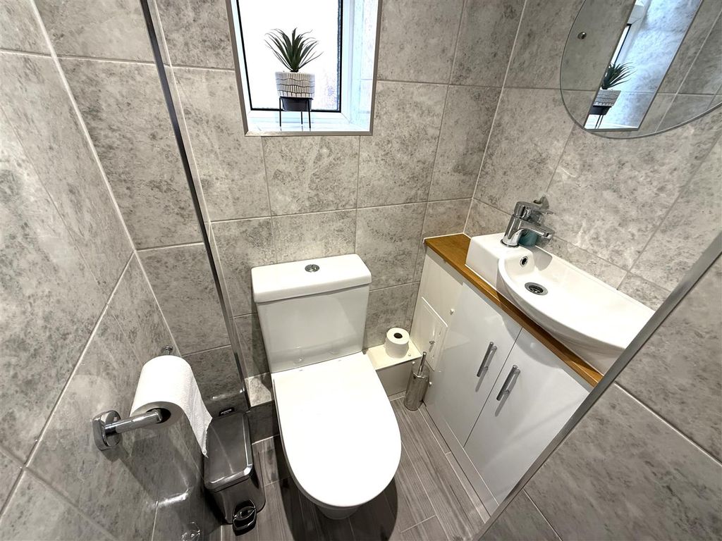 Additional image 10 of 4 bed detached house for saleDovedale Crescent, Belper DE56