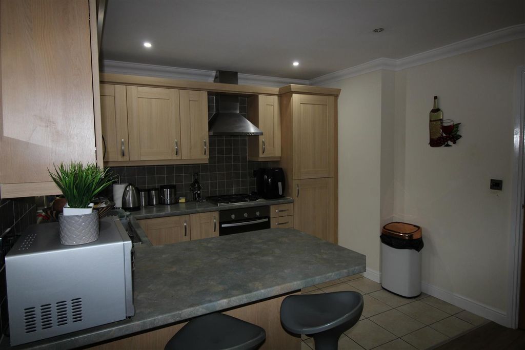 Additional image 12 of 3 bed flat for saleWillow Grove, Dodworth, Barnsley S75