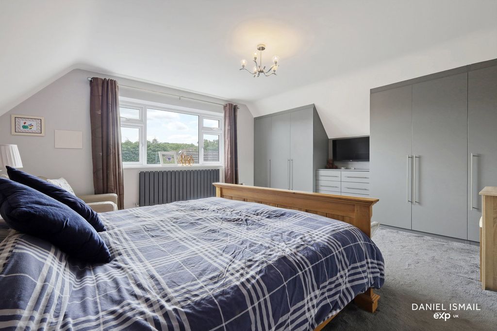Additional image 24 of 5 bed detached house for saleGreat Berry Lane, Langdon Hills, Basildon SS16
