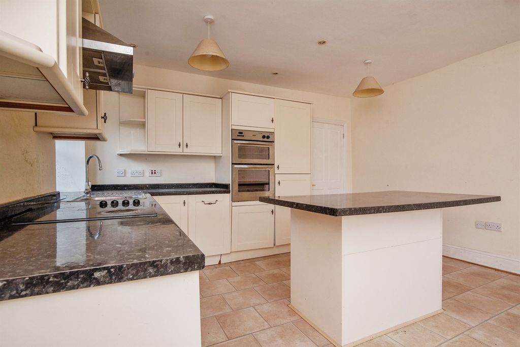 Additional image 3 of 2 bed flat for saleThe View, Wormelow, Hereford HR2