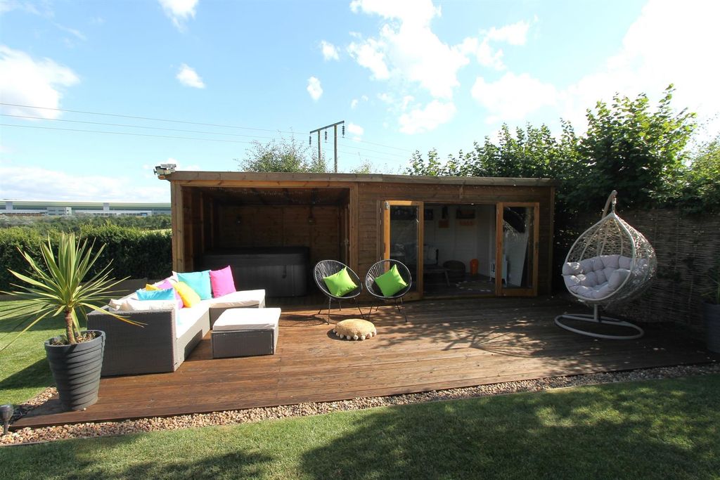Additional image 30 of 4 bed barn conversion for saleHay Green Lane, Birdwell, Barnsley S70