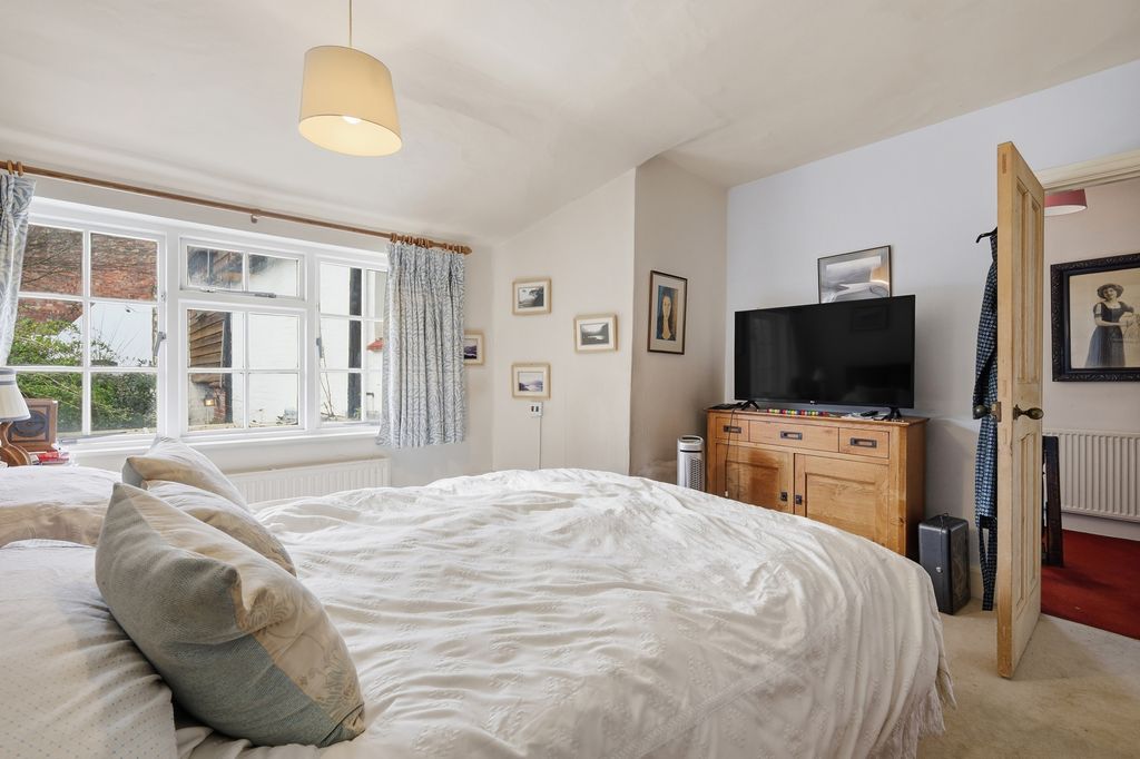 Additional image 21 of 4 bed end terrace house for saleHigh Street, Berkhamsted HP4