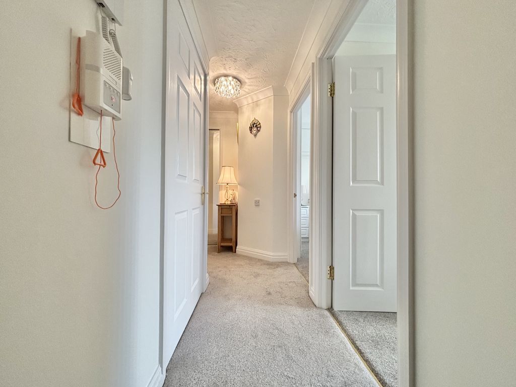 Additional image 17 of 2 bed flat for saleAshton Garden Court, St Andrews Road North, Lytham St Annes FY8