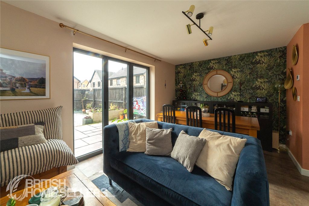 Additional image 8 of 4 bed end terrace house for saleWoodyard Avenue, Chesterfield, Derbyshire S41