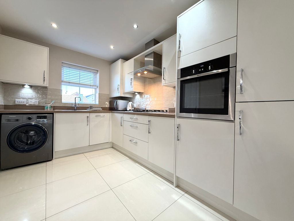 Additional image 7 of 4 bed semi-detached house for saleY Dolydd, Cwmdare, Aberdare CF44
