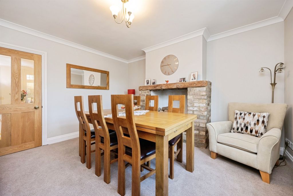 Additional image 10 of 4 bed detached house for saleMarroway, Weston Turville, Aylesbury HP22