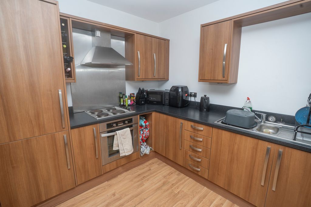 Additional image 5 of 2 bed flat for saleDock Road, Birkenhead CH41