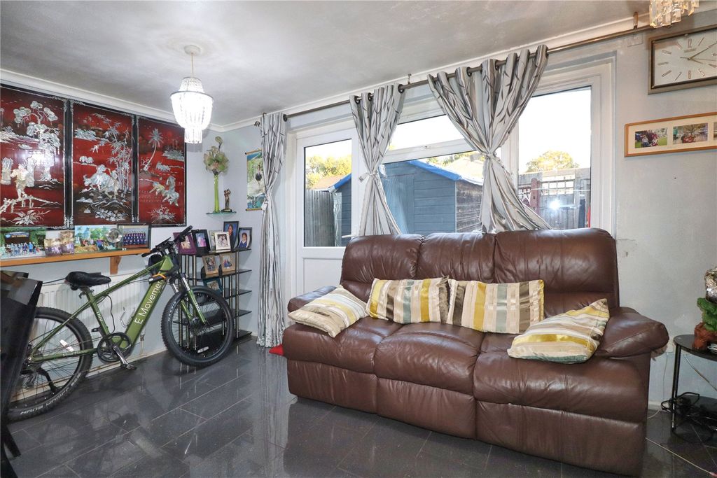 Additional image 3 of 2 bed maisonette for saleWoking, Surrey GU21