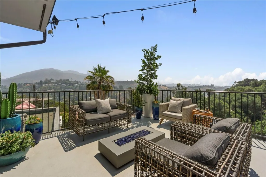 Additional image 2 of 7010 Loyal Trail, Los Angeles, CA 90068
