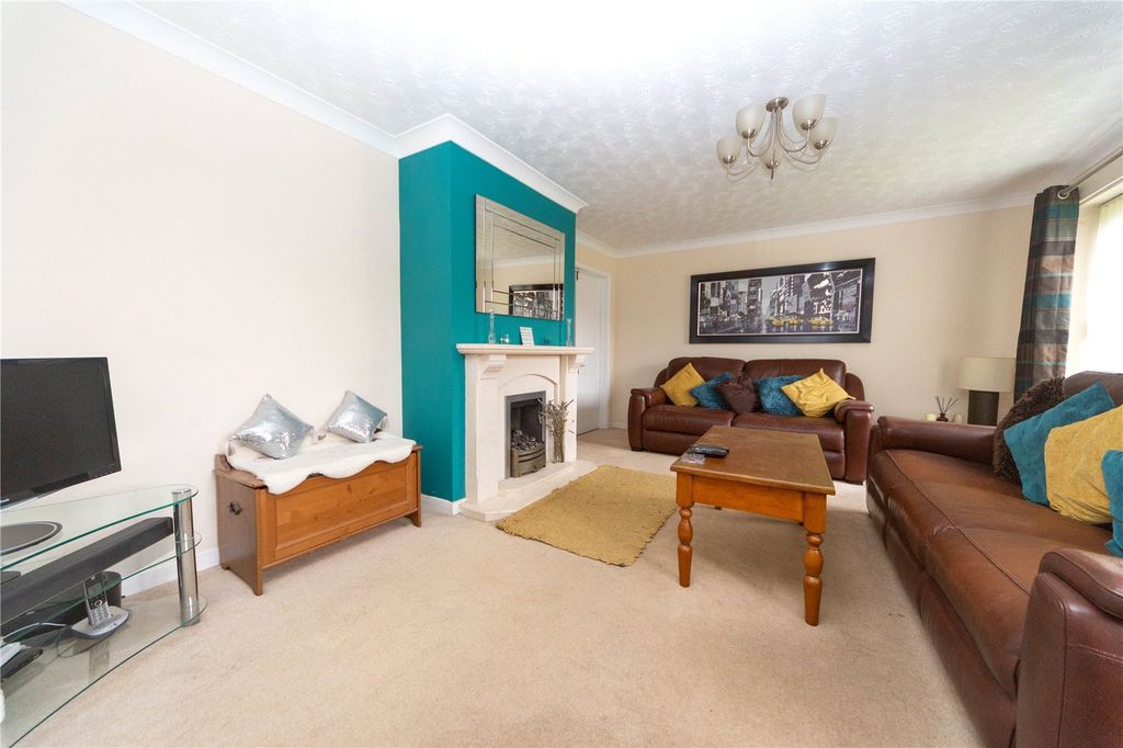 Additional image 4 of 4 bed detached house for saleMallards Reach, Marshfield, Cardiff CF3