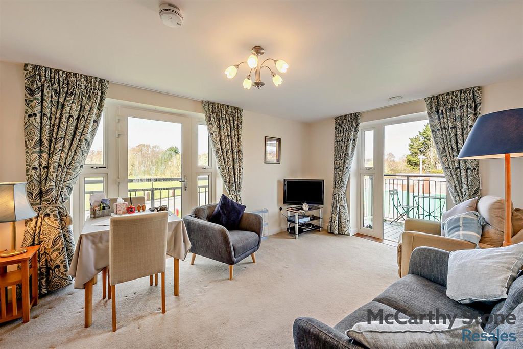 Additional image 3 of 2 bed flat for saleGordon Court, Flood Lane, Bridport DT6