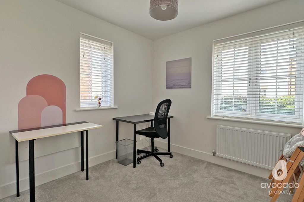 Additional image 6 of 5 bed detached house for saleWhitelands Way, Kingsmere, Bicester OX26