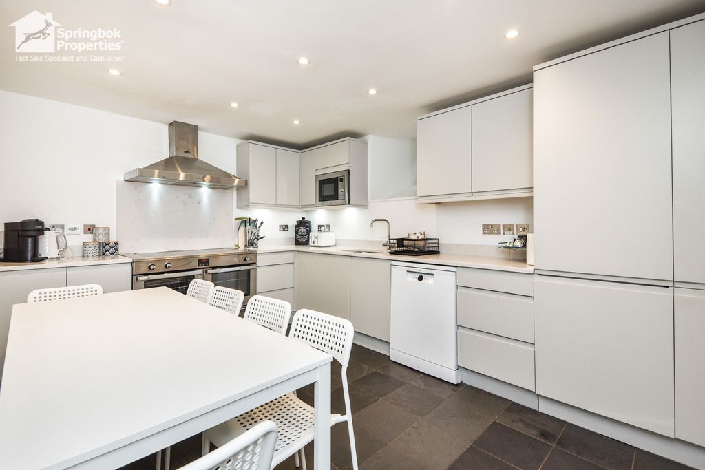 Additional image 8 of 4 bed terraced house for sale2, Park Road, Windermere, Cumbria LA23
