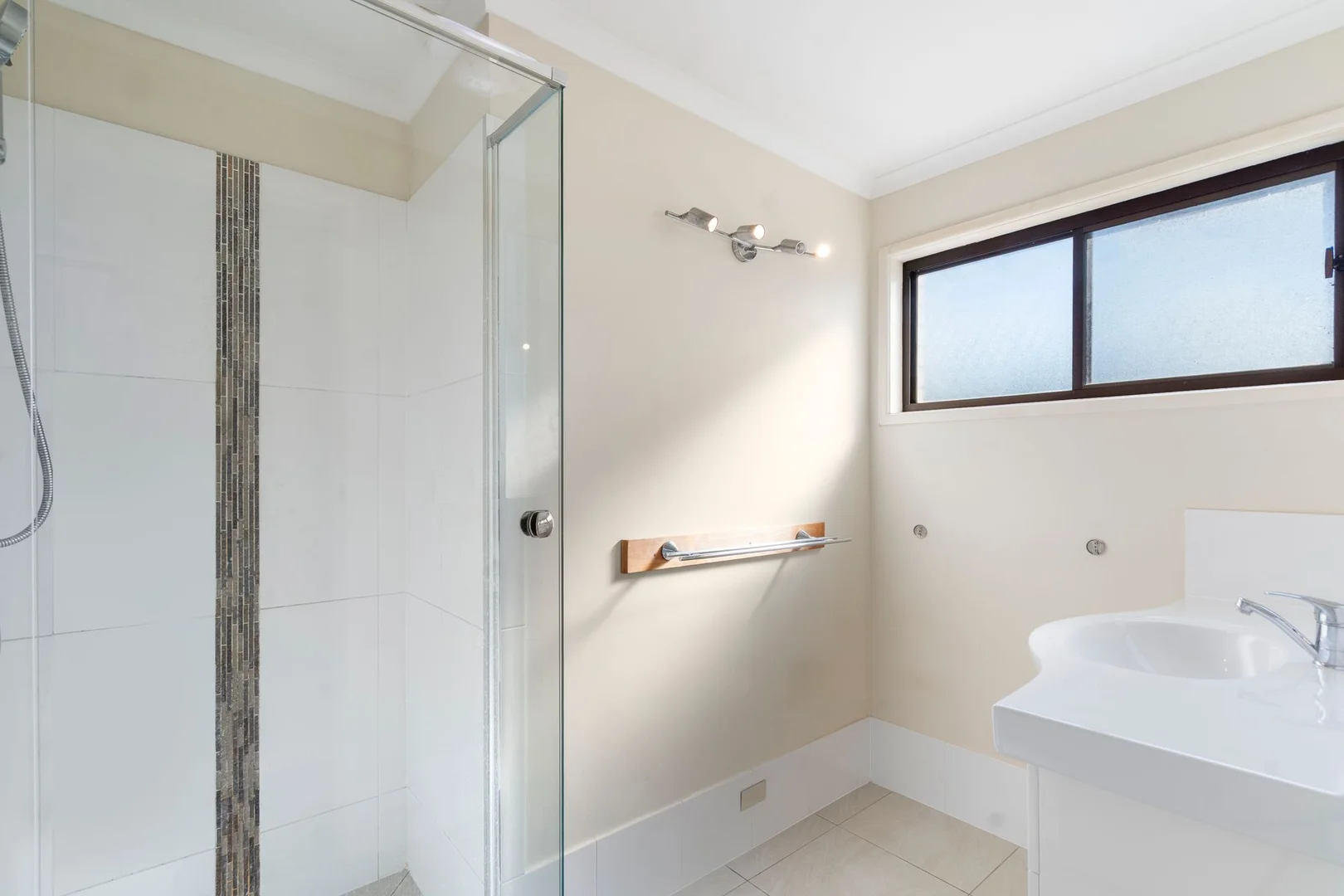 Additional image 10 of 122 Point O'Halloran Road, Victoria Point QLD 4165